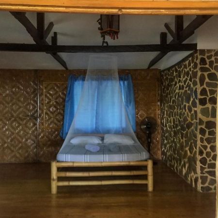 Beach House Resort And Dive Center Mambajao Exteriér fotografie