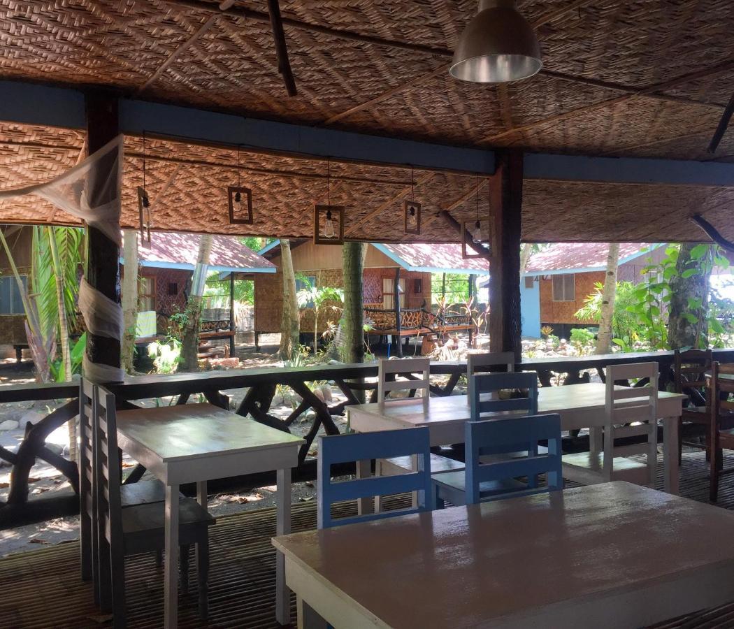 Beach House Resort And Dive Center Mambajao Exteriér fotografie